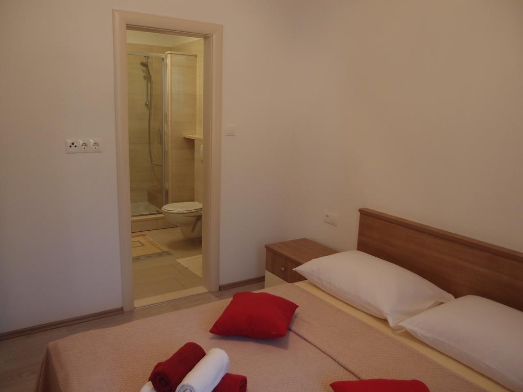 Apartments Kadulja Trogir Szoba fotó
