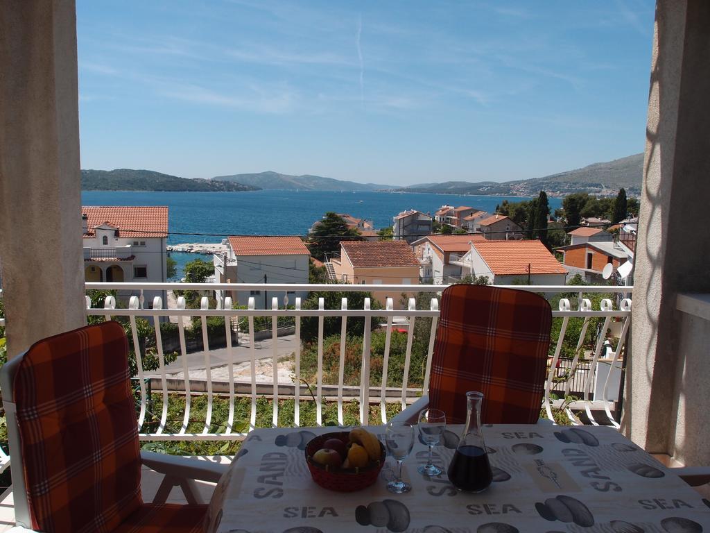 Apartments Kadulja Trogir Szoba fotó
