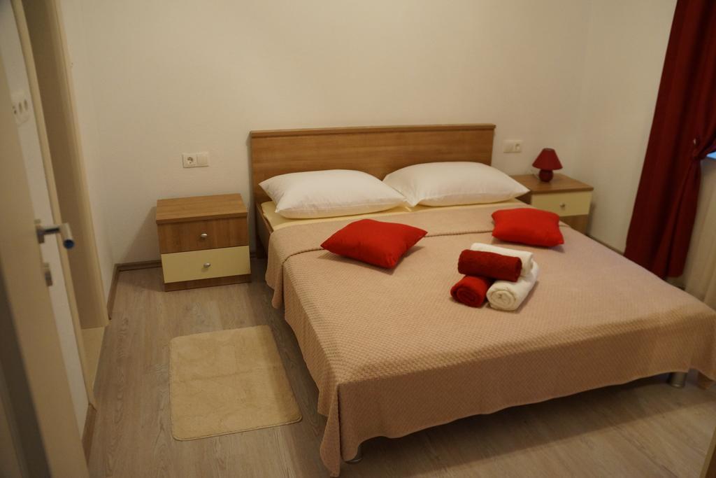 Apartments Kadulja Trogir Szoba fotó